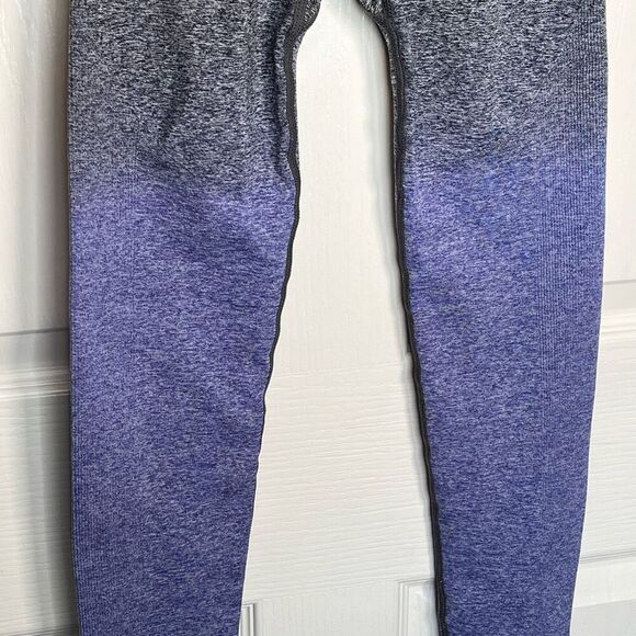 Gymshark Adapt Ombre Seamless Leggings Gray Purple Sz S or M - Picture 10 of 11